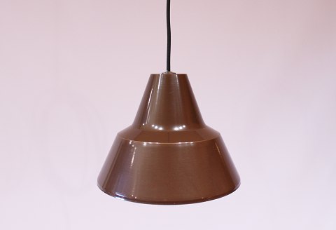 Brown workshop pendant of danish design from the 1960s.
