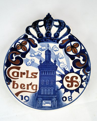 Bryggeriplatte Carlsberg 1908 - Fajance - Dekoreret Med Elefantporten - Aluminia
Flot stand
