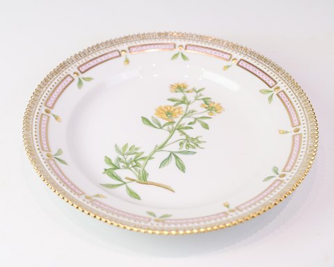 Lunch plate - Decoration No. 20/3550 - Royal Copenhagen Flora Danica - Royal 
Copenhagen - 1960s
