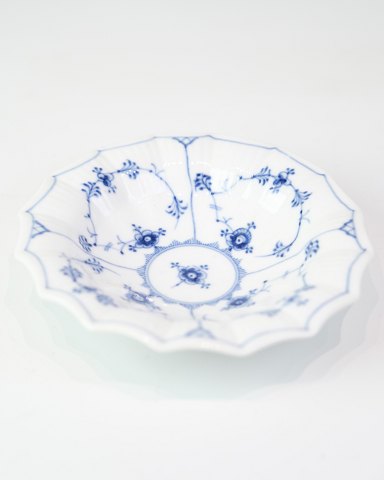 Wave bowl – Blue Fluted – Royal Copenhagen – No. 140/1
Great condition
