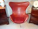 Egg Designed by Arne Jacobsen in Indian red from 1963 in perfect condition 5000 m2 showroom