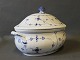 Royal Copenhagen blue fluted large tureen, no.: 1/215.5000m2 showroom.
