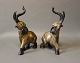 A pair of brass elefants from the 1930s.5000m2 showroom.