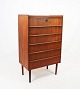 Chest of drawers in teak of danish design from the 1960s.5000m2 showroom.